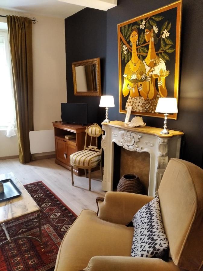 Le Logis De Saint Cyr Aparthotel Issoudun Buitenkant foto