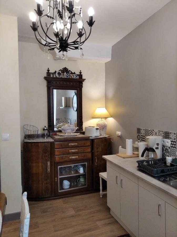 Le Logis De Saint Cyr Aparthotel Issoudun Buitenkant foto