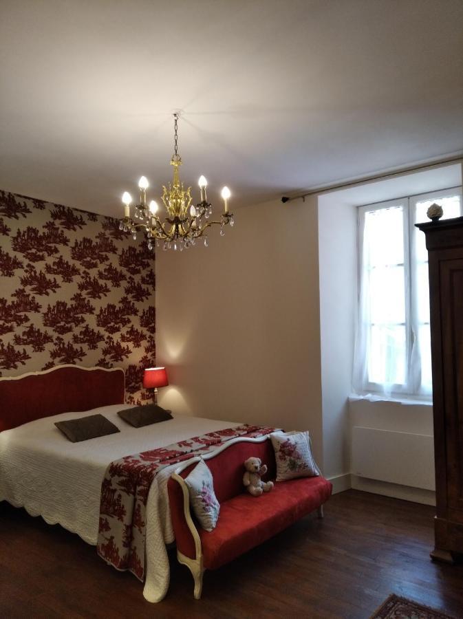 Le Logis De Saint Cyr Aparthotel Issoudun Buitenkant foto