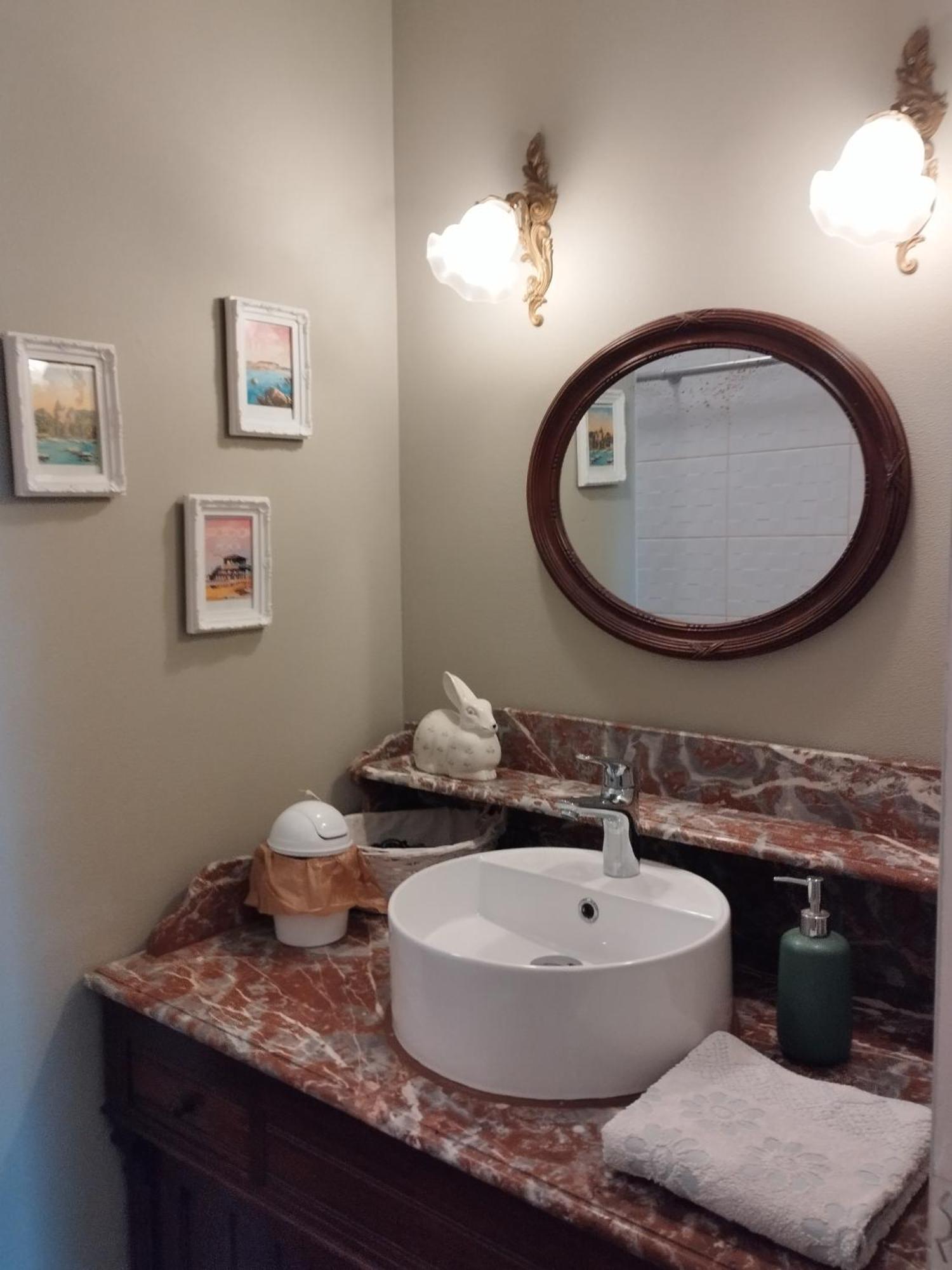 Le Logis De Saint Cyr Aparthotel Issoudun Buitenkant foto